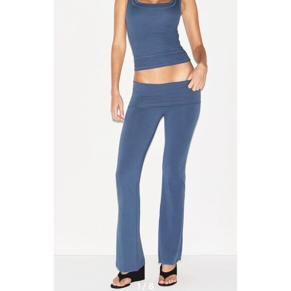 NWT SKIMS Sold Out Cotton Jersey Foldover Pant – Harbor, Size Small - Picture 1 of 6